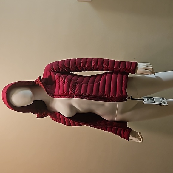 Lululemon pack it down jacket - Picture 2 of 6